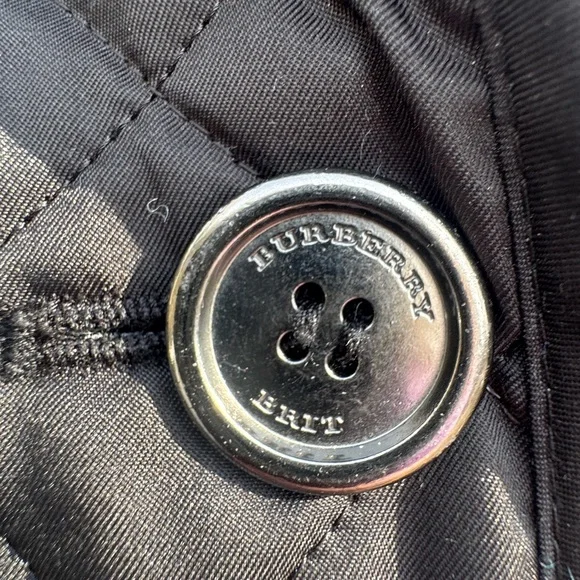 Burberry Black Quilted Authentic Jacket with Signature Check Trim Size XL - Picture 6 of 12